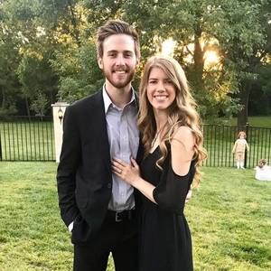 Meet your Posher, Abbi